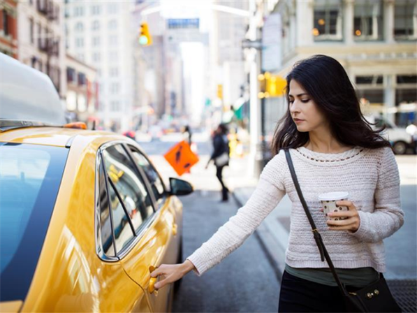 my Visa üyelerine Avrupa ve Amerika’da taksi ve özel araç yolculuklarında nakit iade fırsatı!