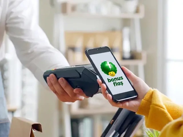 QR Ödeme'yle yapacağınız alışverişlerinize toplam 50.000 mil ayrıcalığı!
